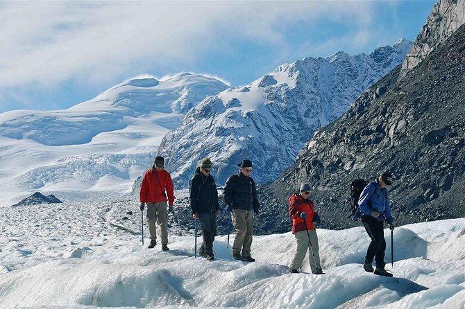 Mt Cook Small Group Scenic Day Tour from Queenstown - Cromwell and Lake Dunstan’s fruit country