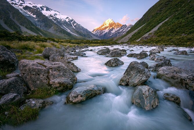 (MT) Mount Cook Day Tour From Christchurch - What the vehicle and group size mean