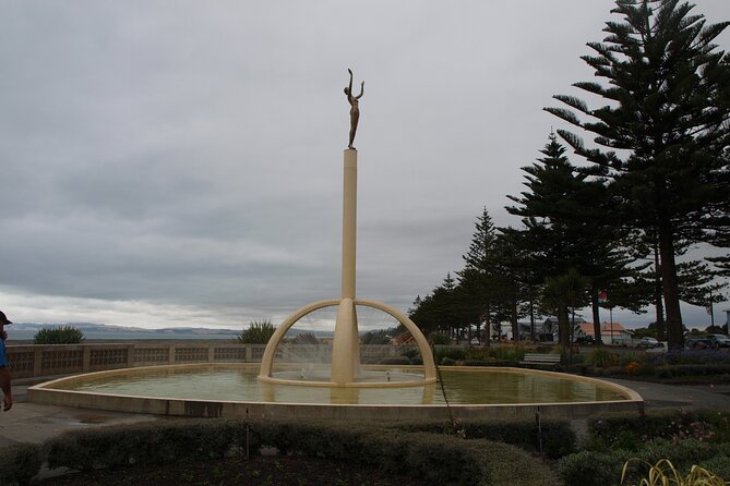 Napier and Hawkes Bay Scenic and Art Deco Tour by VW Kombi - Fruit, farm produce, and real fruit ice cream