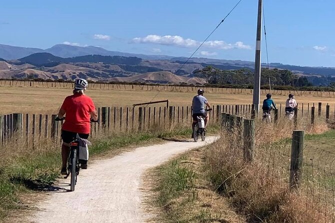Napier: Cycle to Wineries - Half Day, self-guided - The Taradale 40km Loop and its wineries