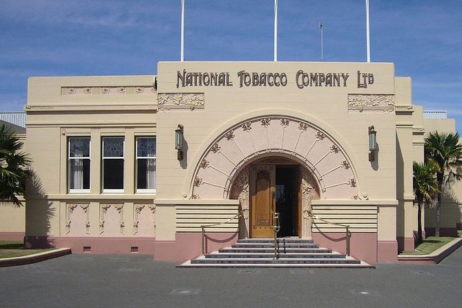 Napier Shore Excursion: City Sights and Hawke's Bay Tour - What the live commentary adds