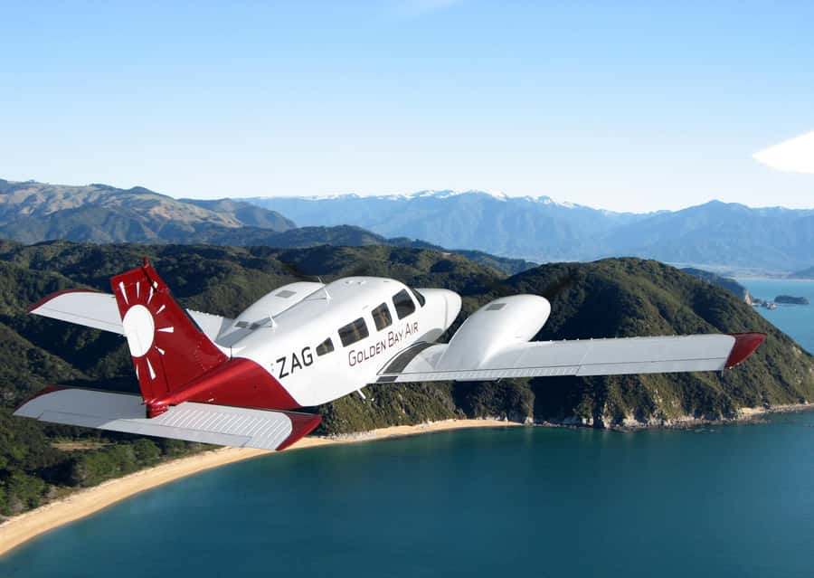 Nelson: Abel Tasman Cruise-Fly Day Tour - Fifty minutes on the sand at Tōtaranui