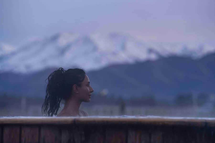 Ōpuke Thermal Pools: Adults-Only Entry with Swim Up Bar - Discovery Pools and the evening-session catch