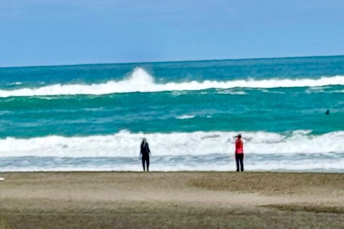 Piha Beach - Piha Beach, black sand, and wild surf