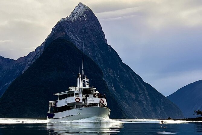 Premium Milford Sound Small Group Tour & Cruise from Queenstown - Why this is an easier way to reach Milford Sound