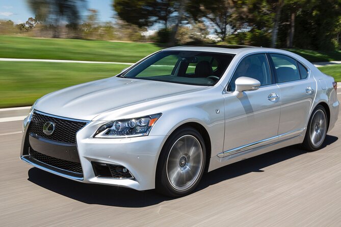 Premium Private Auckland Airport Transfer – Door to Door - Why the 90-minute wait matters