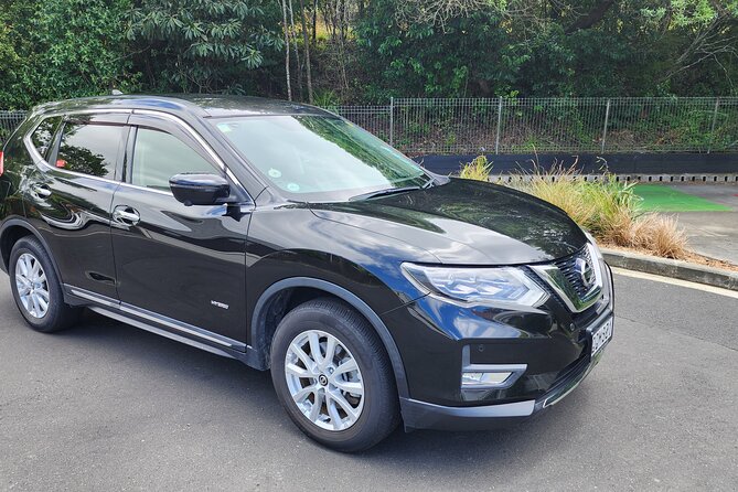 Private Auckland Airport Transfer to, from Auckland Hotels SUV - A personal welcome after a long flight