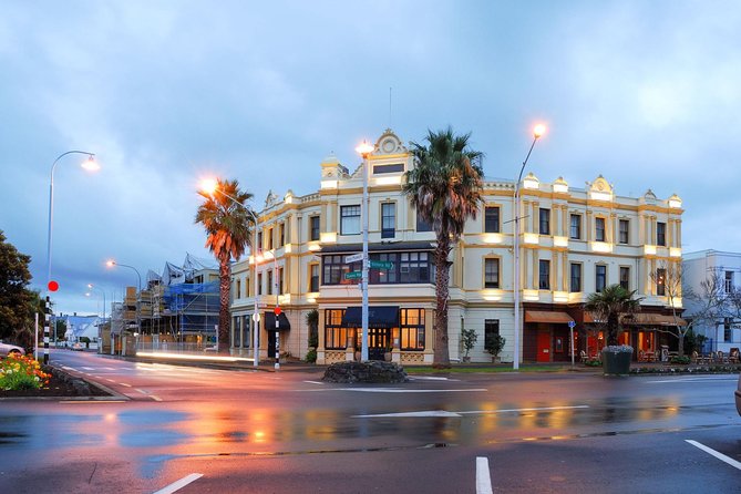 Private Auckland City Tour For Small Group in a luxury vehicle. - Bastion Point and the eastern harbor