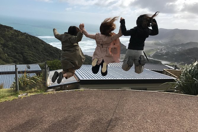 Private Auckland's West Coast - Piha/ Muriwai - Wild West Tour - Who will enjoy this west-coast outing most