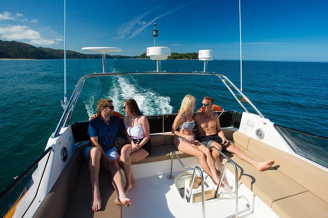 Private boat charter in Abel Tasman National Park - Split Apple Rock in ten memorable minutes