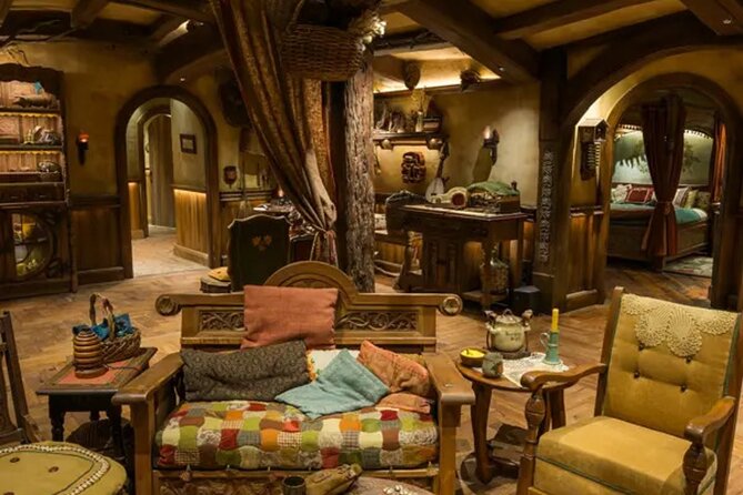 Private Hobbiton & Waitomo Caves Transfer from Auckland - Why combine Hobbiton and Waitomo from Auckland?