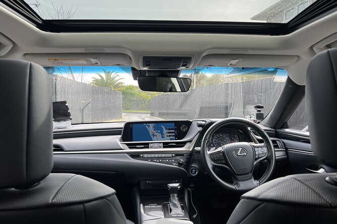 Private Luxury Airport Transfers in Auckland – Sedans & Vans - What the 50-minute ride is really buying you
