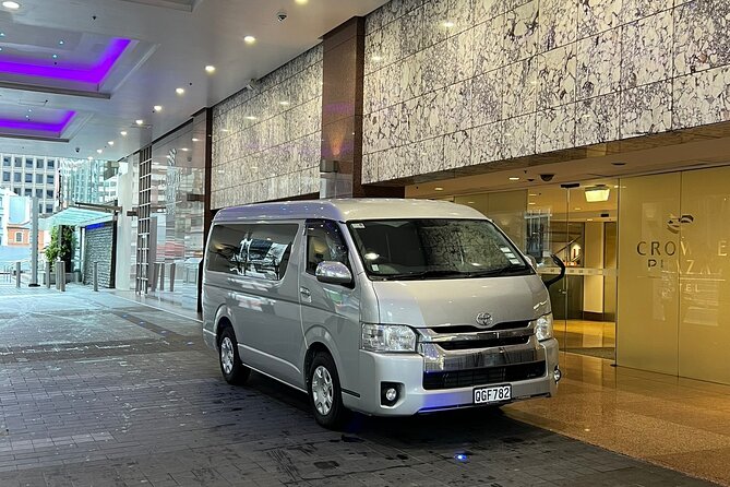 Private Mini Van Transfer From Auckland Airport to Auckland City - The Human Touch: Sanjeev’s Practical Auckland Advice