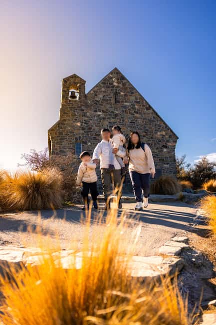 Private Photoshoot in Lake Tekapo - Who will enjoy this most