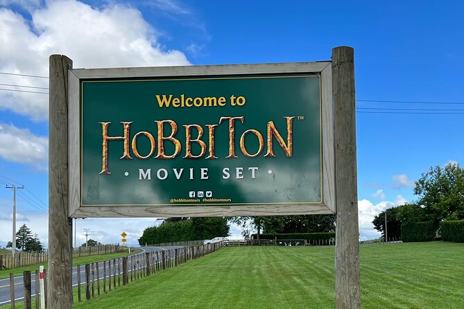 Private Round Trip Transport To Hobbiton From Auckland - Setting the departure around your Hobbiton entry