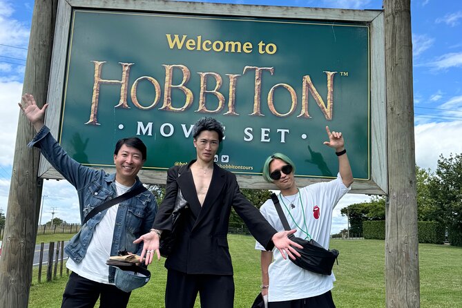 Private The Hobbiton Tour - Auckland Tour House - A private guide and the value of a flexible plan
