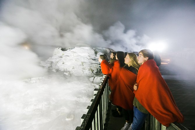 Private Tour From Auckland to Rotorua & Waitomo Glowworm Caves, Small group - What the private vehicle changes