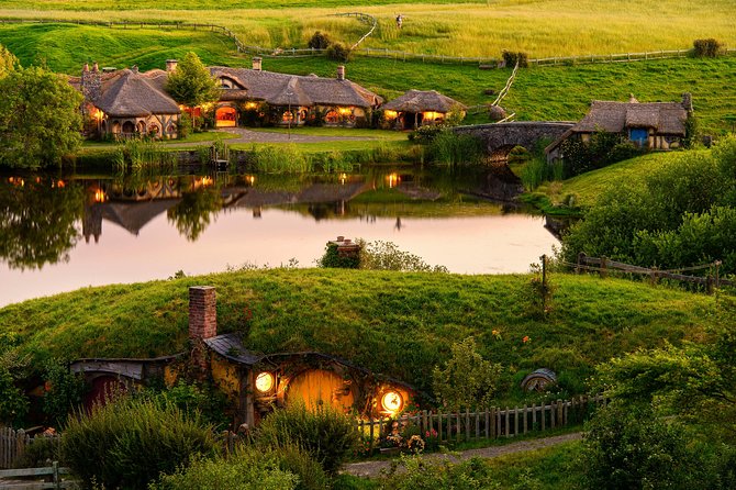 Private tour - Hobbiton Movie Set Evening Banquet Return from Auckland - Hobbiton at dusk, when the movie set changes character