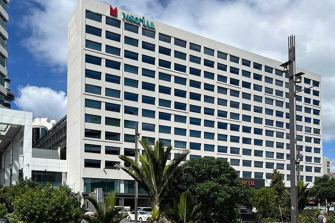 Private Transfer From Auckland City To Auckland Airport - Who will appreciate this transfer most