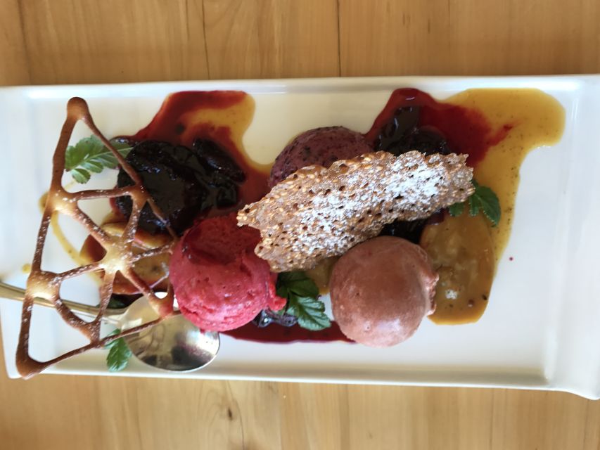 Progressive Wine & Gourmet Trail from Blenheim or Picton - Lunch gives the day some breathing room