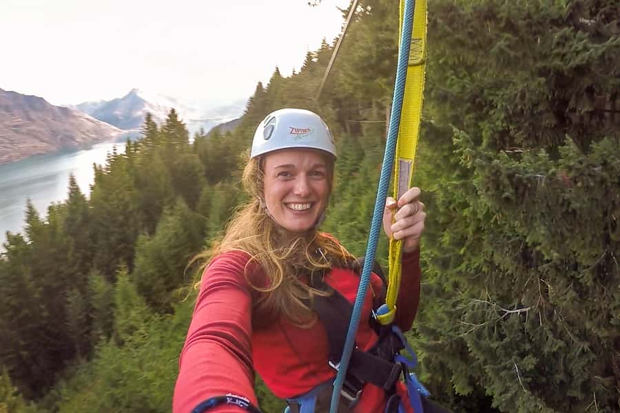Queenstown: 2-Hour Zipline Tour with 4-Lines - What the guides add to the experience