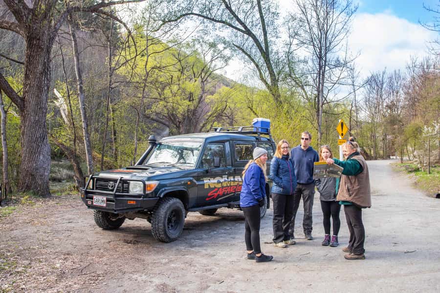 Queenstown: 4WD Lord Of the Rings Tour Half-Day Tour - The guides make the difference