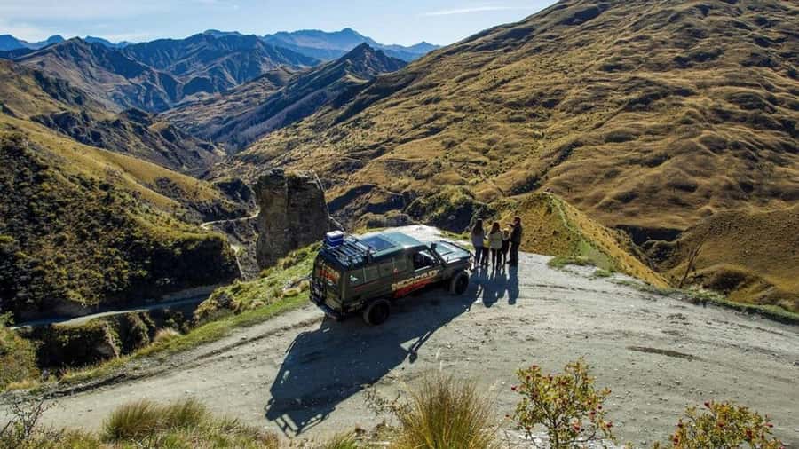 Queenstown: Full-Day 4WD Lord of Rings Tour with Lunch - Who should book this 4WD film tour?
