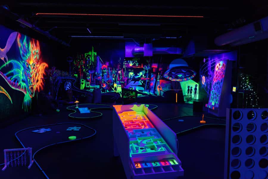 Queenstown: Indoor Putt 'n' Glow Mini Golf - What Putt ’n’ Glow Is Really Like