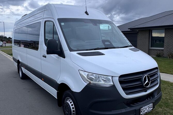 Queenstown International Airport To and From City Center Transfer - Direct delivery to hotels, resorts, and private addresses