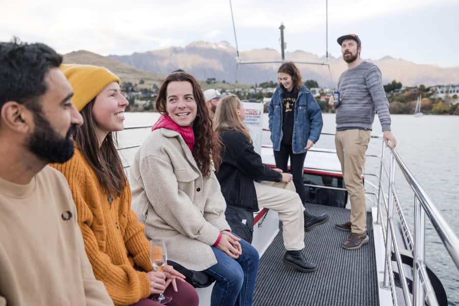 Queenstown: Lake Wakatipu Scenic Cruise - Indoor seats, outdoor decks, and the onboard bar