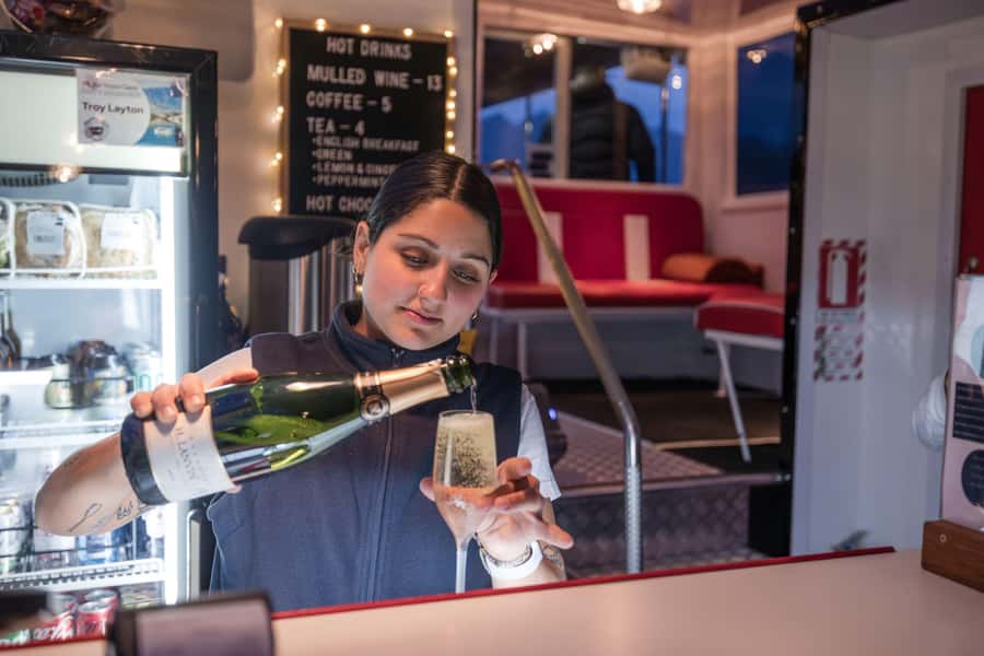 Queenstown: Lake Wakatipu Scenic Cruise - Why the small boat matters