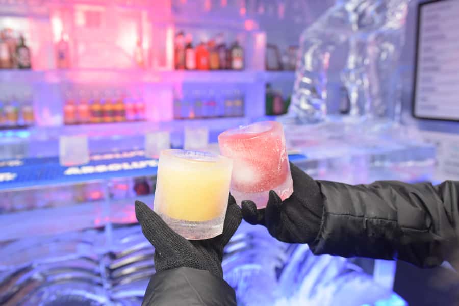 Queenstown: Minus 5 Ice Bar Experience with Drink Options - Two drinks, cocktails, and mocktails