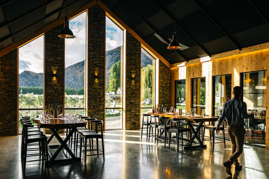 Queenstown: Original Premium Half-Day Gibbston Wine Tour - Booking tips for a smoother afternoon