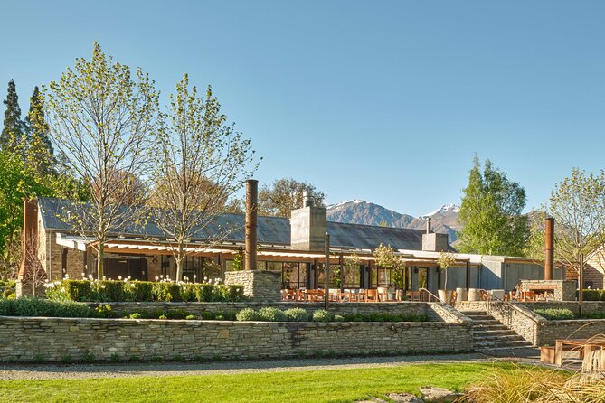 Queenstown Progressive Dinner & Wine Tour | 3 Stunning Locations - Who should book this evening?