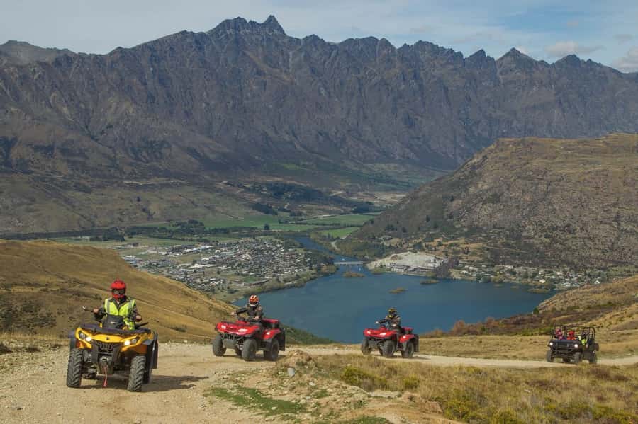 Queenstown: Quad Biking Experience - From open climbs to forest tracks