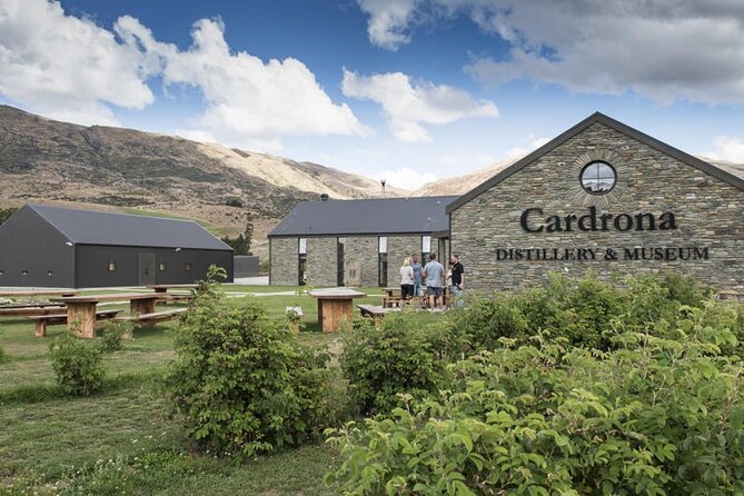 Queenstown's Gin & Spirits Tasting Tour - Why this Queenstown gin tour works so well