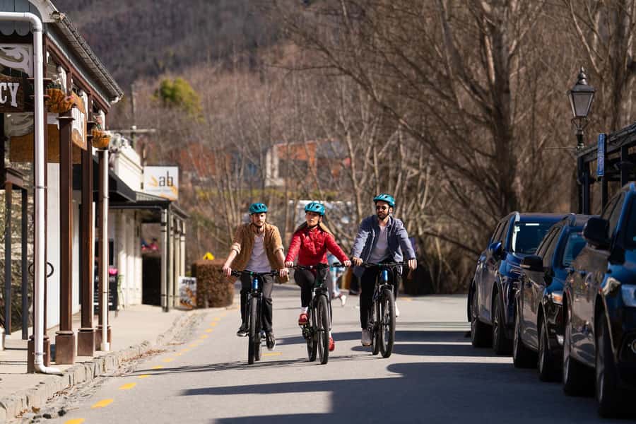 Queenstown: Self-Guided Bike Ride on the Arrow Bridges Trail - Passing the Kawarau Bungy Bridge