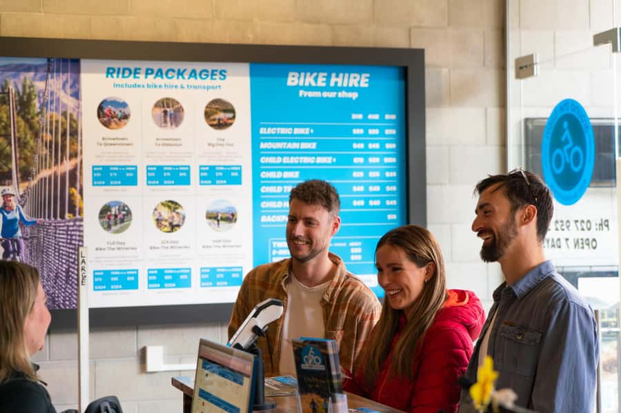 Queenstown: Self-Guided Bike Ride on the Arrow Bridges Trail - Arrowtown, gold-mining routes, and the first kilometres