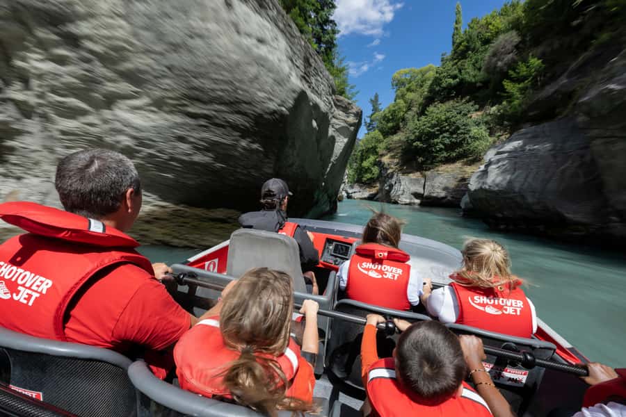 Queenstown: Shotover River Extreme Jet Boat Experience - Practical timing and small tips