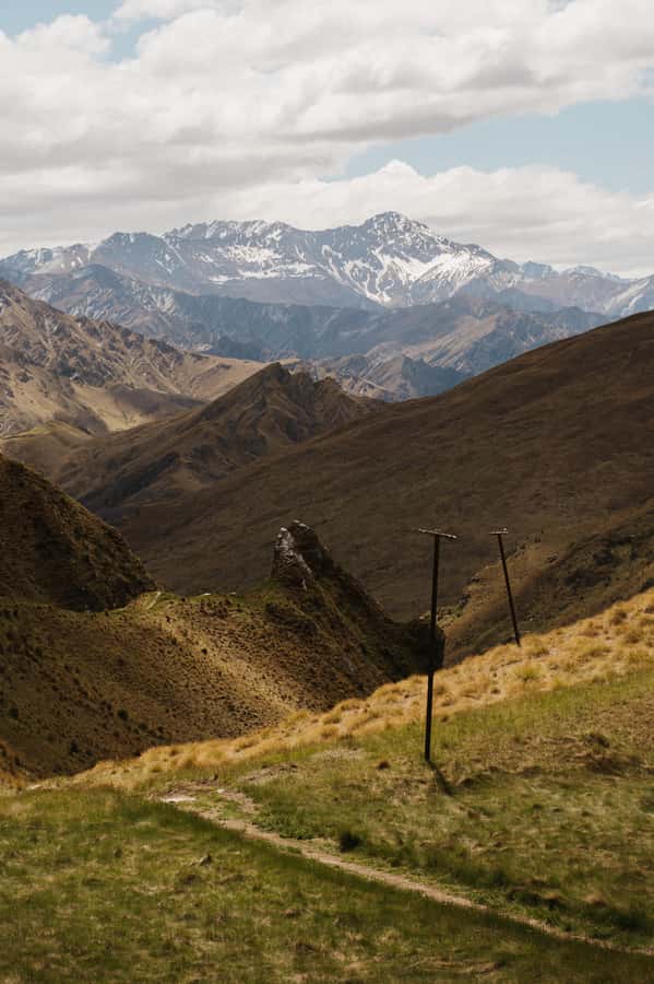 Queenstown: Skippers Canyon Goldrush Highlights Tour - Gantley’s Tavern and the included drink