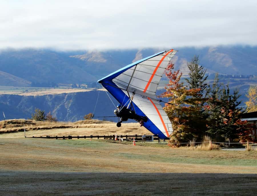 Queenstown: Tandem Hang Gliding Experience - What tandem hang gliding feels like