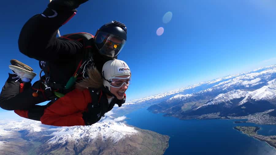 Queenstown: Tandem Skydive Experience - From central Queenstown to the drop zone