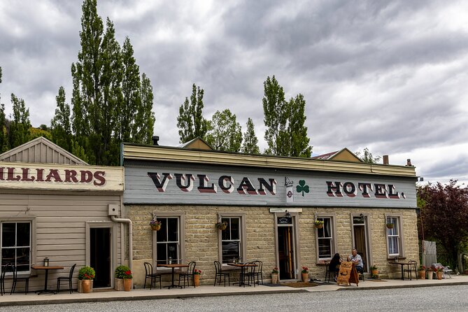 Queenstown to Dunedin with Taieri Gorge Train One-Way Tour - The two-hour Taieri Gorge Train journey