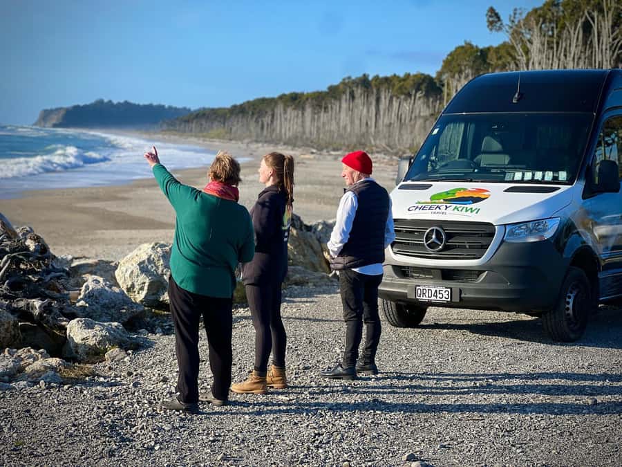 Queenstown to Franz Josef small group tour (one-way) - Lake Hawea brings a quieter pause