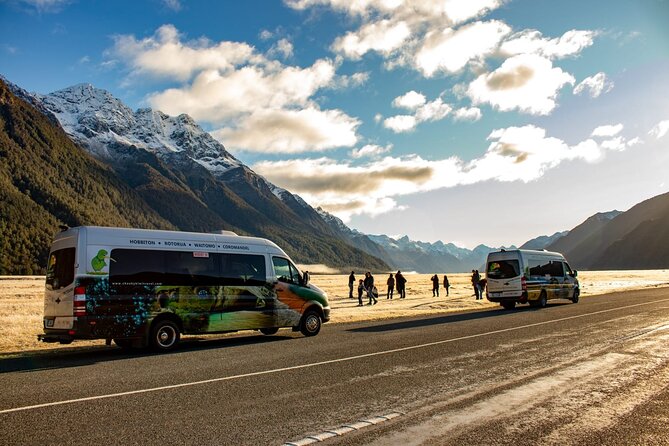 Queenstown to Te Anau via Milford Sound inc Cruise & Lunch - Why this Queenstown to Milford Sound route works