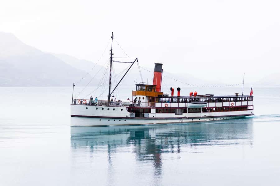 Queenstown: Walter Peak Garden to Table Experience - From vegetable beds to the lunch table