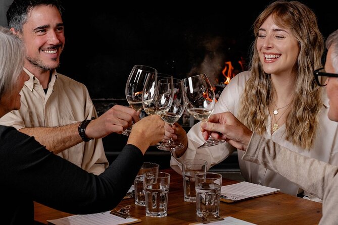 Queenstown Wine & Food Tour: Scenery, Tastings & Delicious Lunch! - The guide can make or break the afternoon