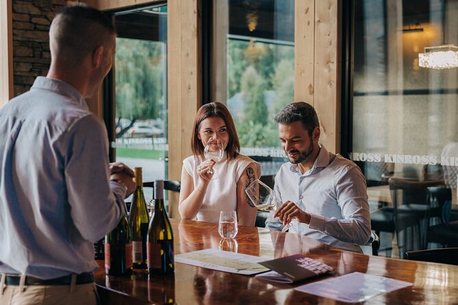 Queenstown Wine & Food Tour: Scenery, Tastings & Delicious Lunch! - The drive through Kawarau Gorge