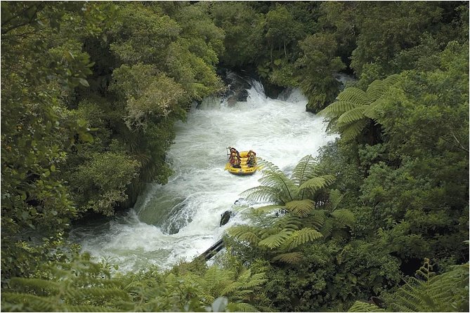 Rafting Rotorua Kaituna White Water Rafting | Kaitiaki Adventures - Guides who keep the raft calm and lively
