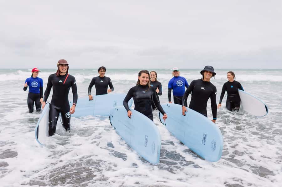 Raglan: 2 Day Surf Lesson & Rental Package - What the small group changes